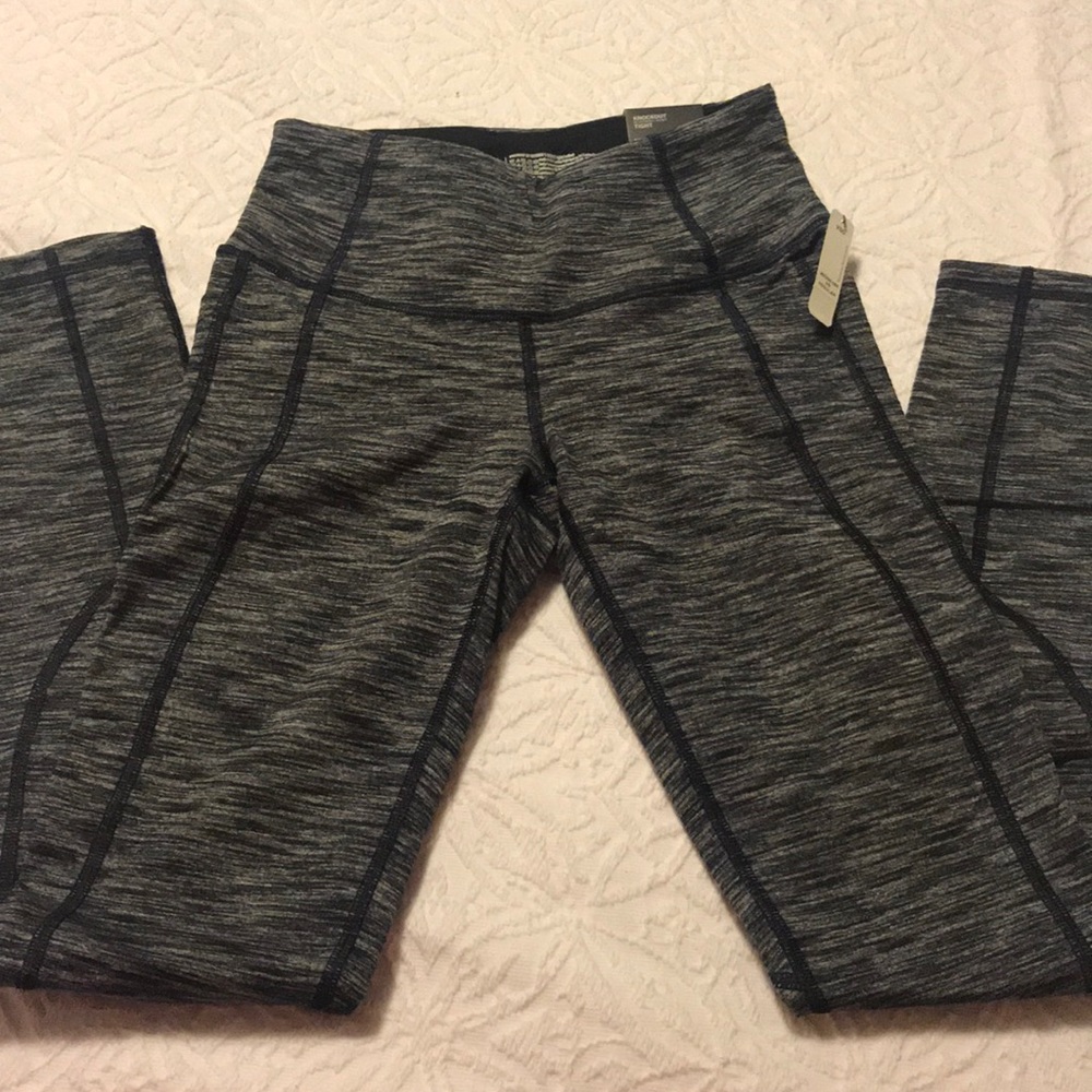 New with tags Victoria sport legging